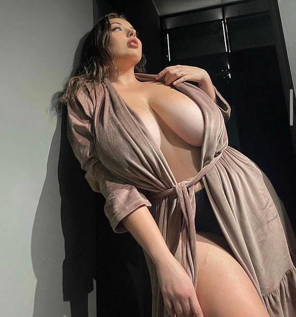 Merter Escort Melike İle Her Türlü Sınırsız İlişki